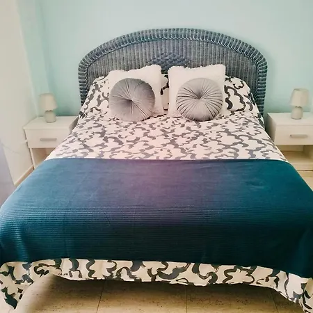 Beautiful By The Beach, Cleaning Included *