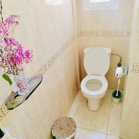 Beautiful By The Beach, Cleaning Included *