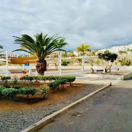 Beautiful By The Beach, Cleaning Included Holiday home Callao Salvaje