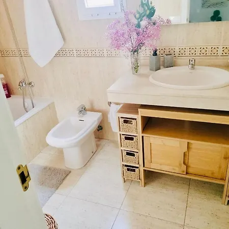 Beautiful By The Beach, Cleaning Included