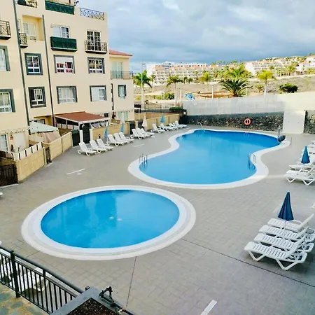 Beautiful By The Beach, Cleaning Included Holiday home